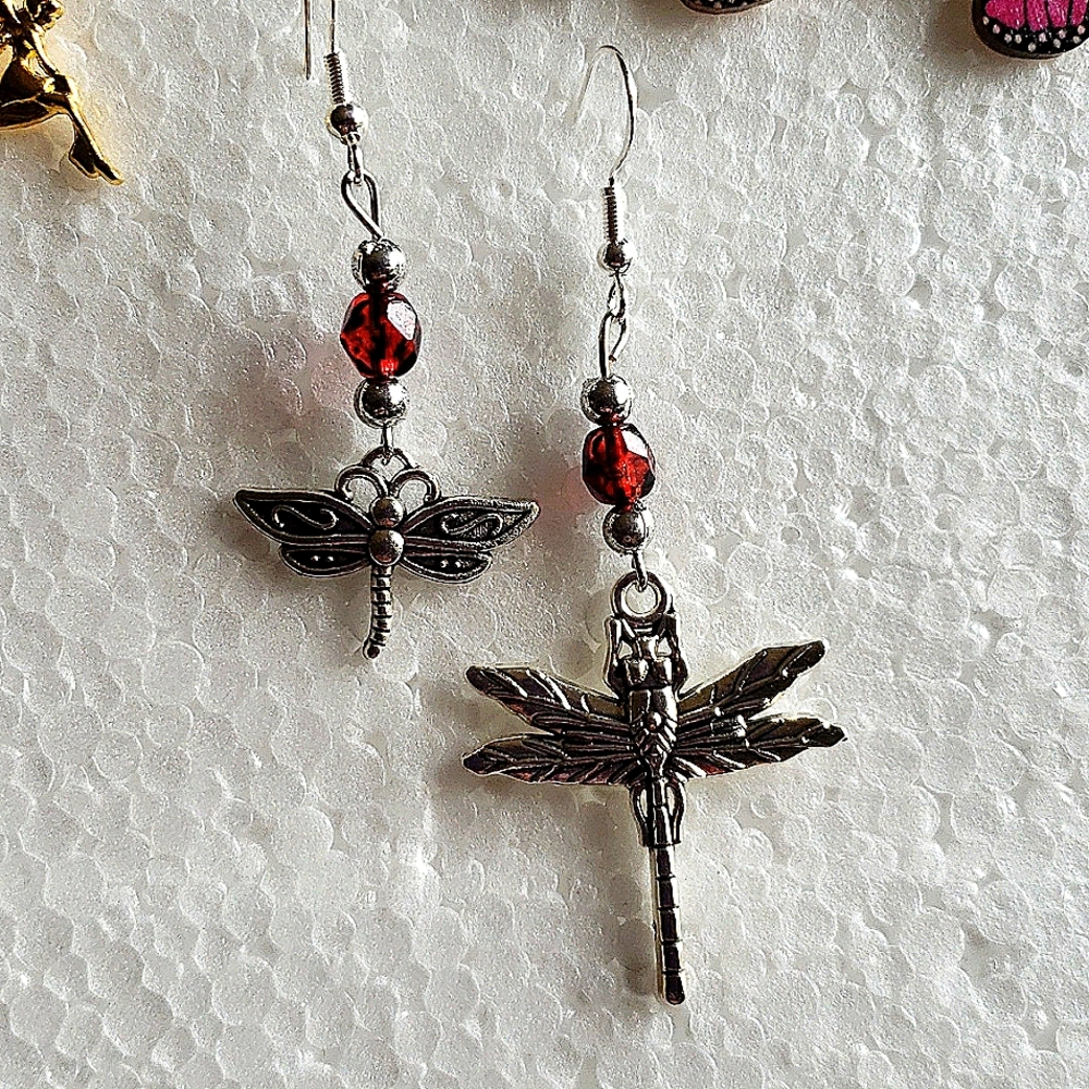 French hook earrings - Picture 2 of 4